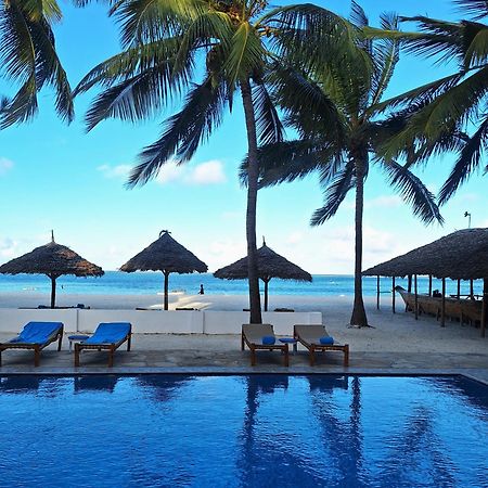 Bianco Azzurro Hotel & Restaurant ปวานี มาชังกานี ภายนอก รูปภาพ