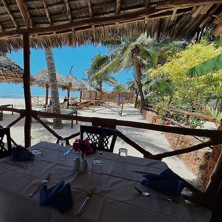 Bianco Azzurro Hotel & Restaurant ปวานี มาชังกานี ภายนอก รูปภาพ